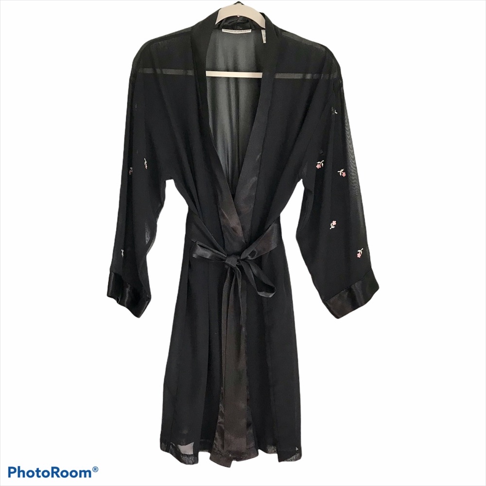 VTG Valerie Stevens Black Sheer Embroidered Robe M
